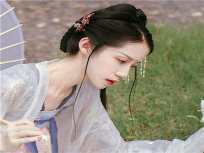 女生喊疼男生越往里寨app,神秘寨子探险，情感互动新体验-3